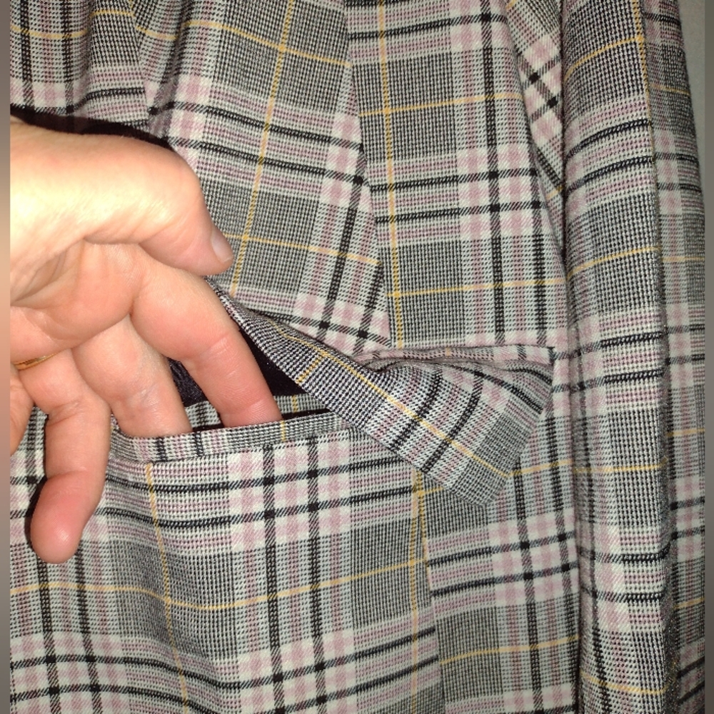 Lane Bryant Women's Classic Plaid Blazer - Picture 7 of 16